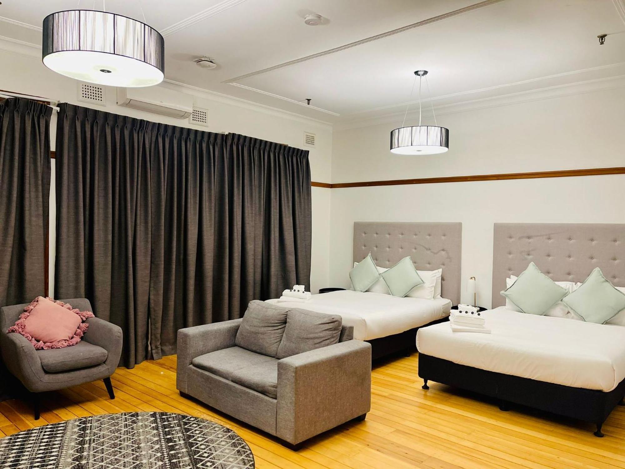 Guildford Hotel Exterior photo